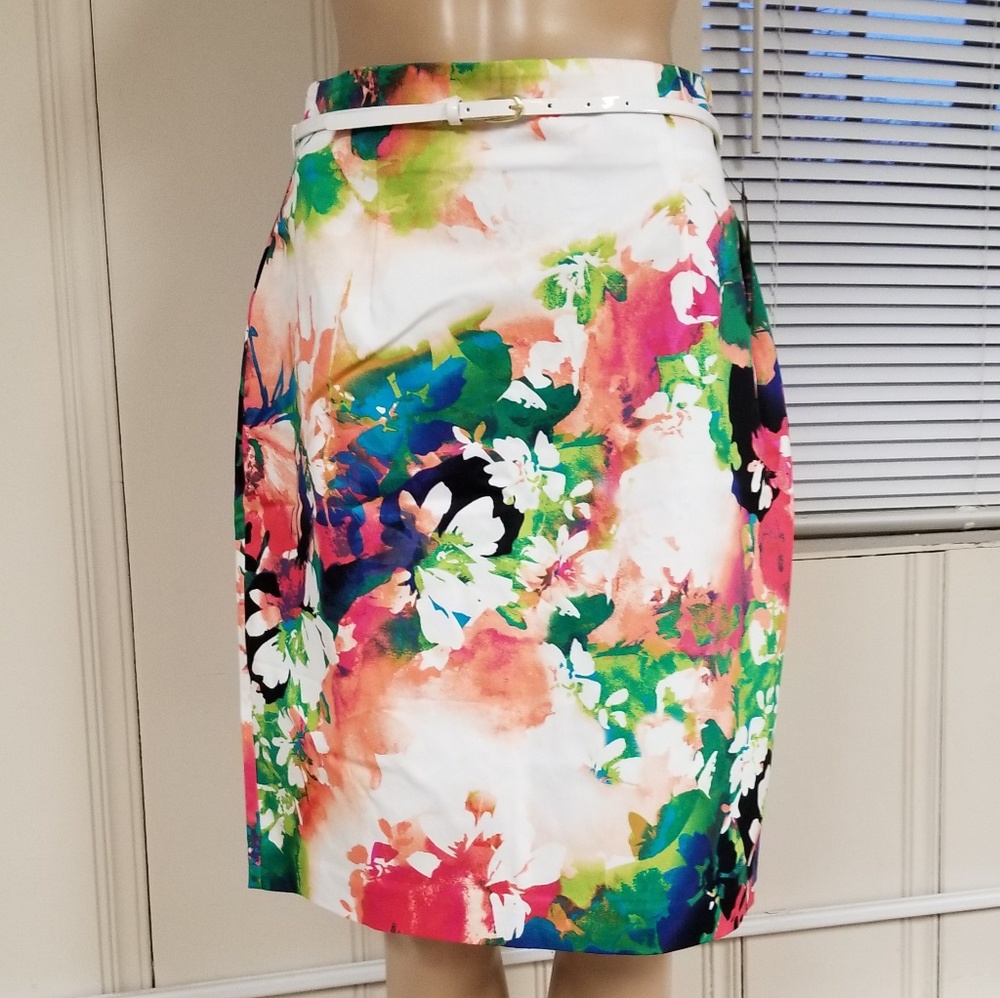 Worthington Multi-Floral Skirt - Size 8